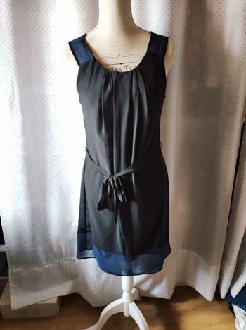 Robe Camaïeu bicolore noir et bleu marine, taille 38, TBE !