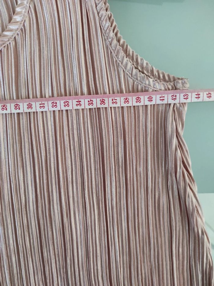 Robe mi-longue plissée rose gold h&m - photo numéro 4