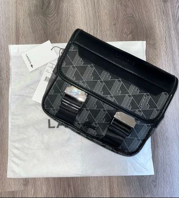 Sac bandoulière Lacoste – Neuf avec étiquette