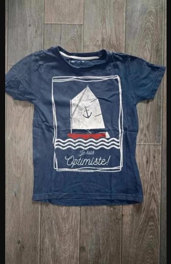 t-shirt bleu marine bateau 8 ans / 128 cm Bon état Gémo