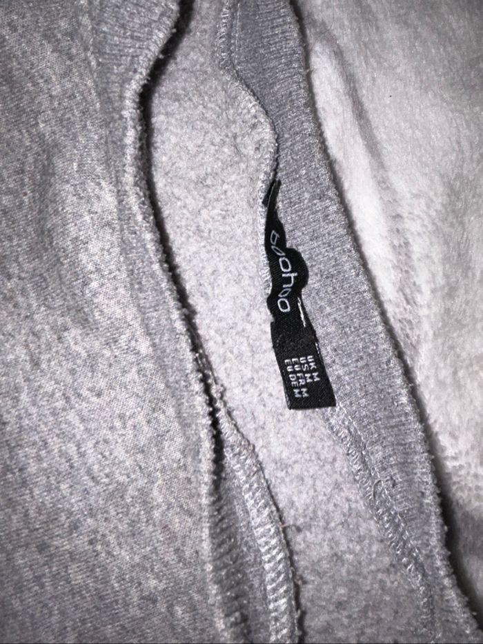 Sweat gris Boohoo - photo numéro 2