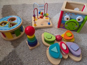 Lot jouet en bois