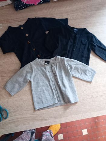 Lot de 3 gilet 1 mois