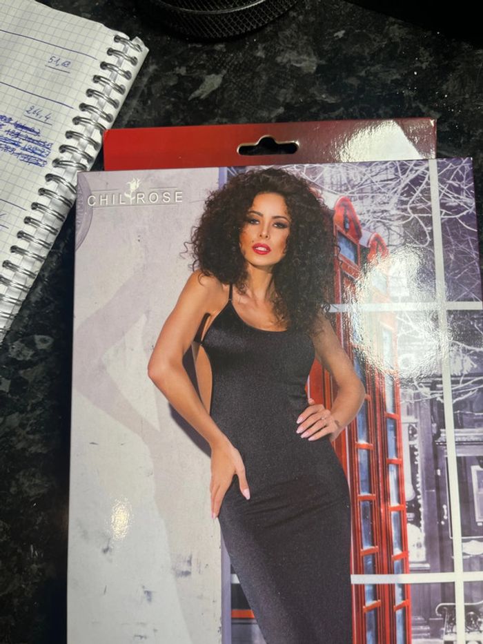 Robe sexy Chilirose neuve taille M dans sa boîte d’origine - photo numéro 2