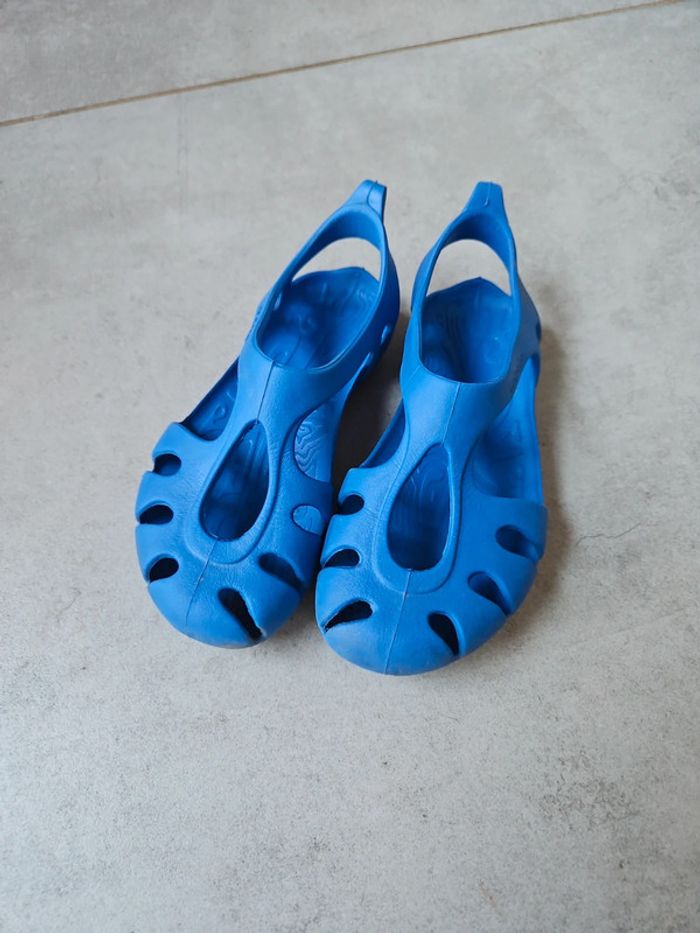Sandales aquatiques T28-29