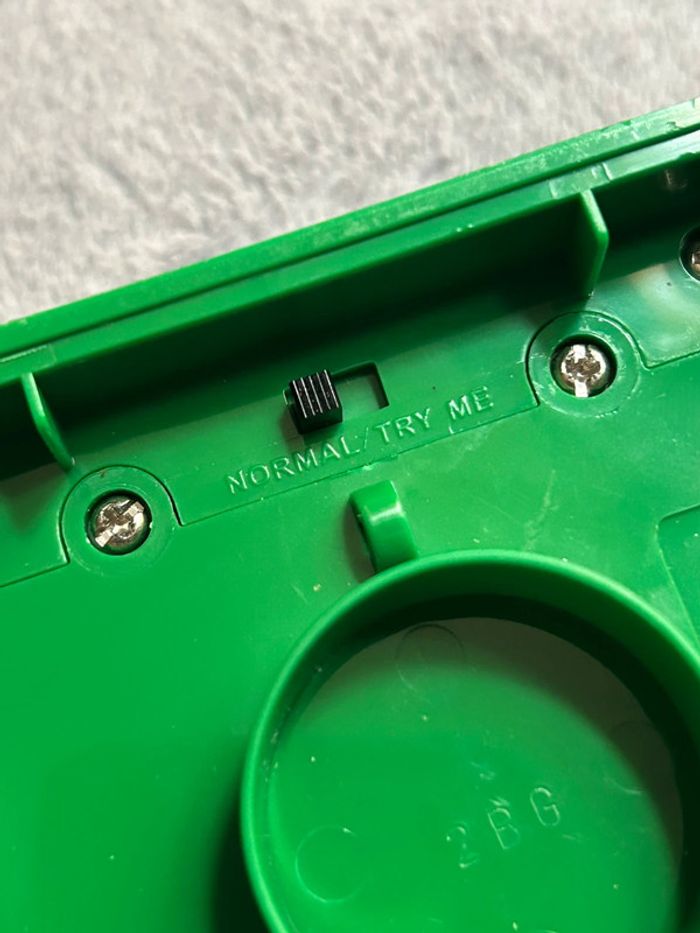 Lampe murale ou à poser verte Lego brique 2X2 en 3D fonctionne - photo numéro 8