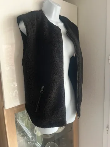 Veste sans manches s.olivier
