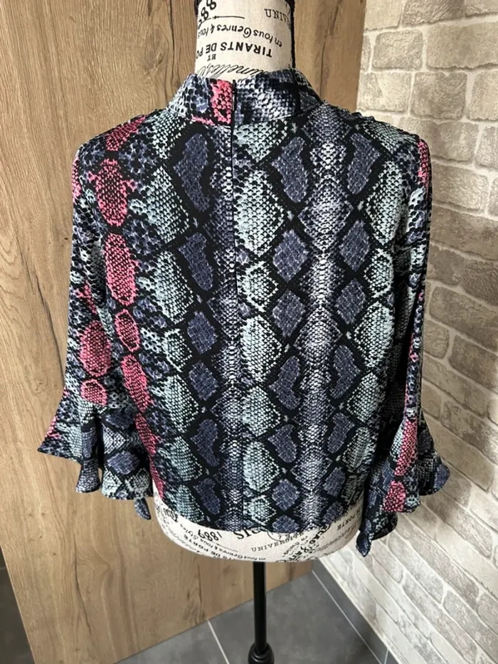 Blouse imprimé serpent taille M - photo numéro 4