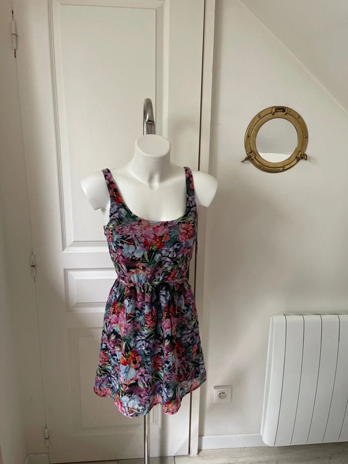 Robe à fleurs - photo numéro 2