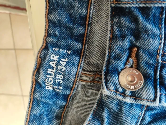 Lot de 3 jeans homme Kiabi Regular Taille 38/34L - photo numéro 11