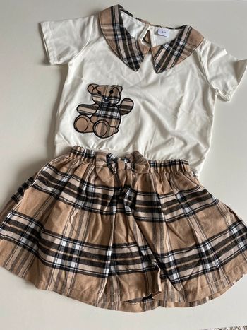 Ensemble tee shirt et jupe assortie