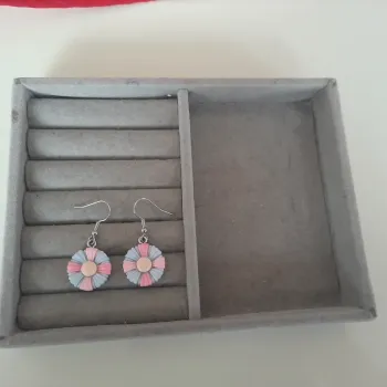 boucle d'oreille