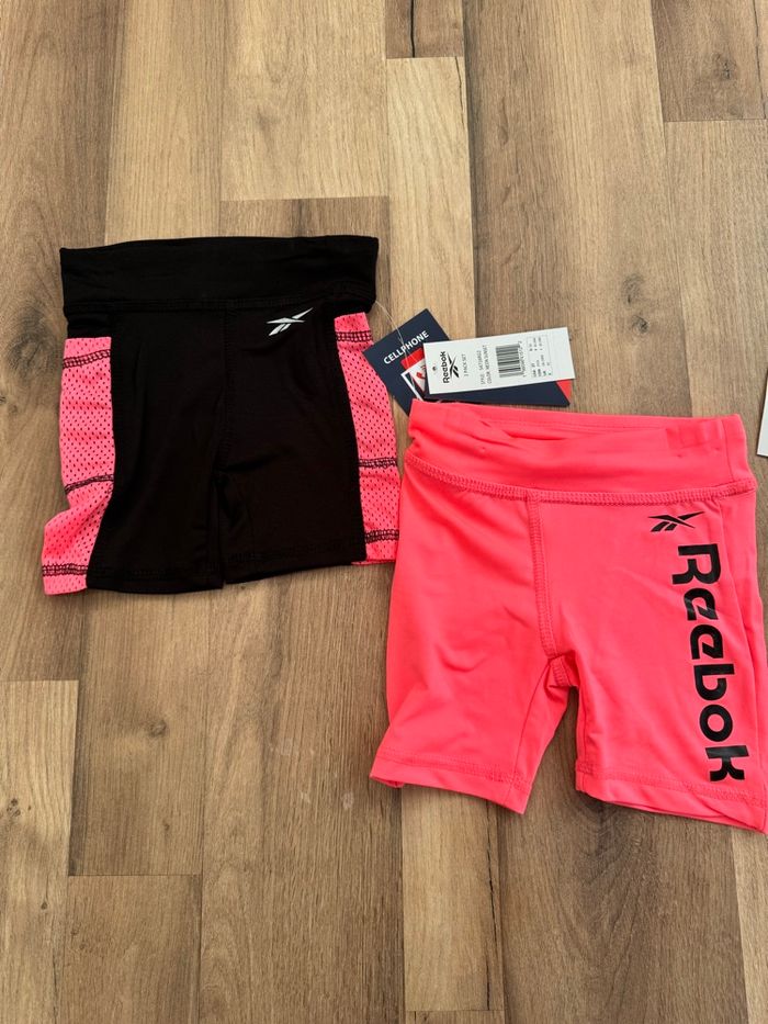 2 shorts Reebok