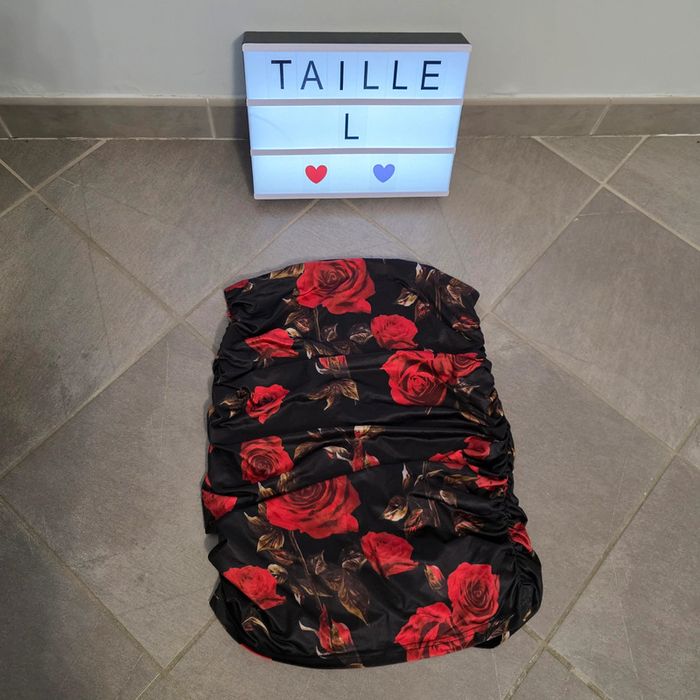 Jupe moulante taille L