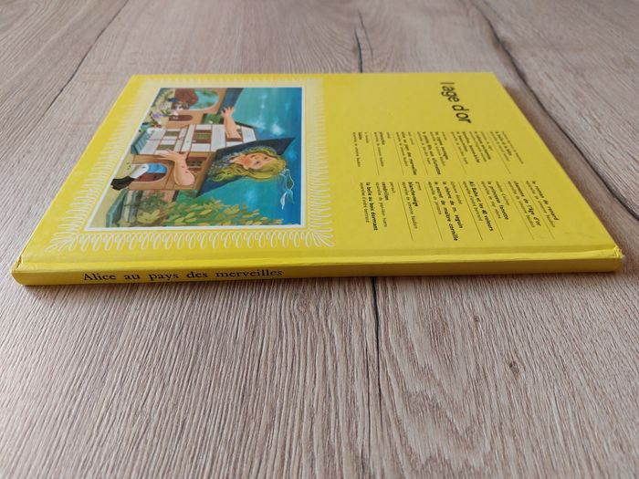 Livre vintage "Alice au pays des merveilles" l'âge d'or Casterman - photo numéro 3