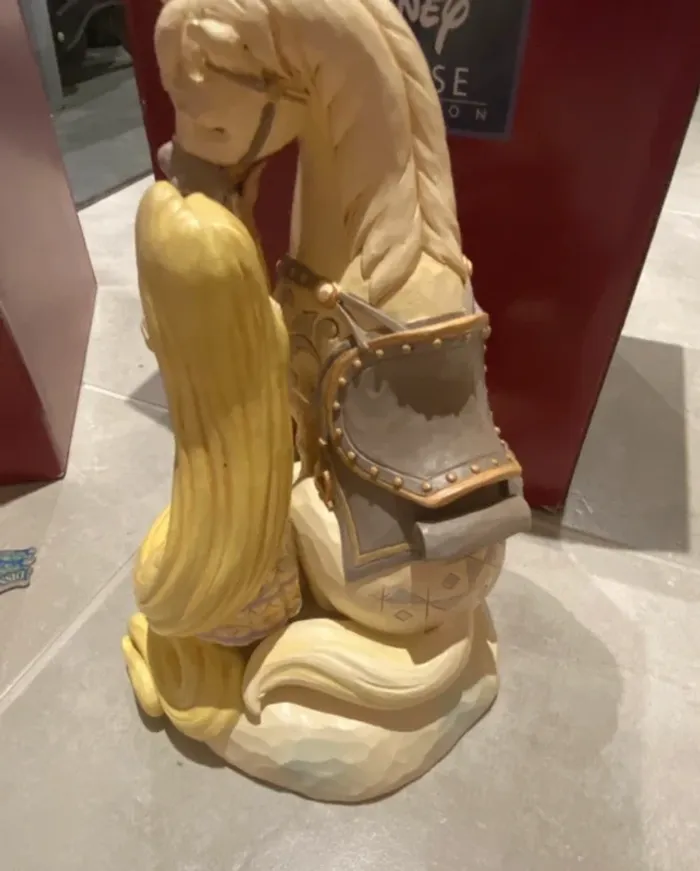 Figurine disney traditions raiponce woodland - photo numéro 4