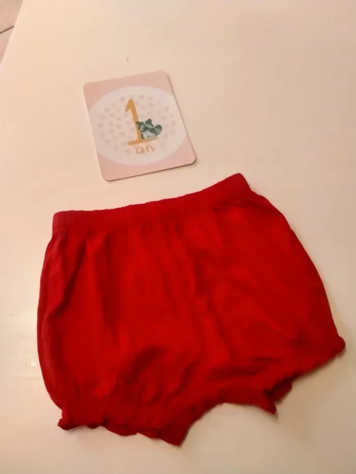 Short rouge bébé Mots d’Enfants Taille 12 mois - photo numéro 2
