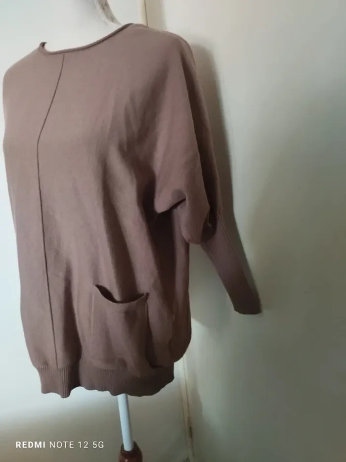 Jolie pull taille M - photo numéro 3