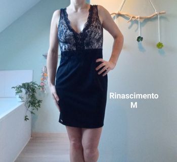 Superbe robe Rinascimento taille M