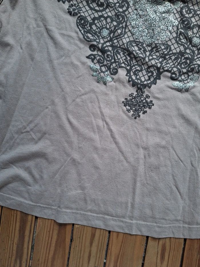 Haut sans etiquette mais taille xxl/xxxl - photo numéro 2