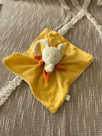 Peluche doudou plat 19cm kimbaloo éléphant jaune et orange très bon état