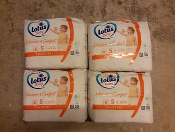 4 paquets de couches pants lotus taille 5
