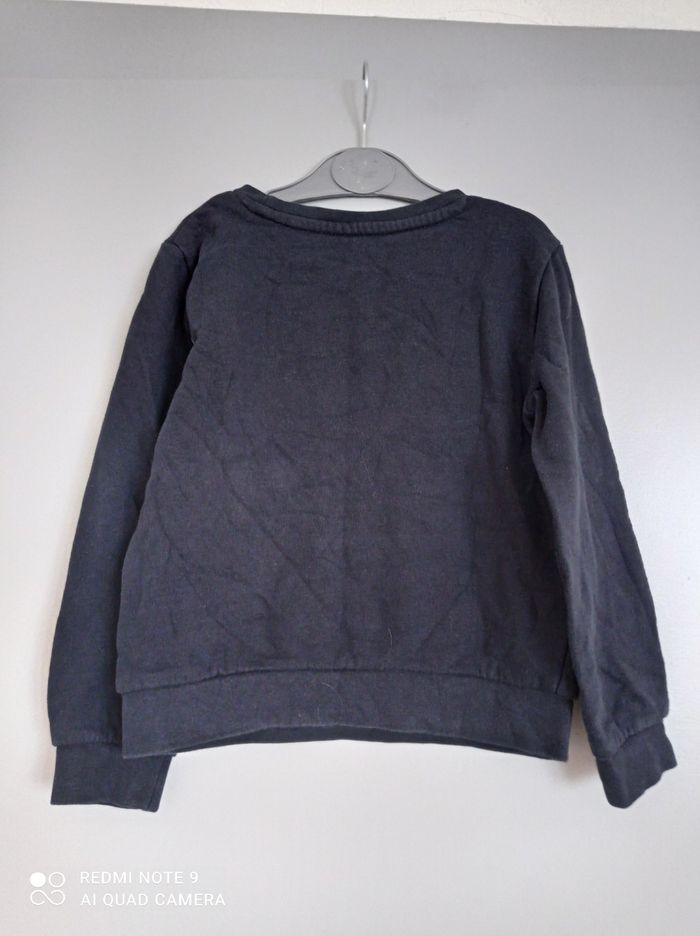 Sweat marine 5ans - photo numéro 3