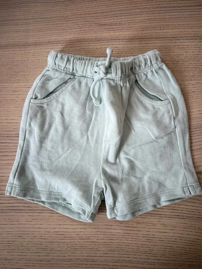 Short beige TAO 18M