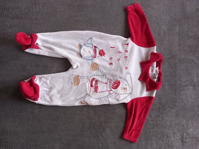 Lot de 4 pyjamas 6 mois - photo numéro 4