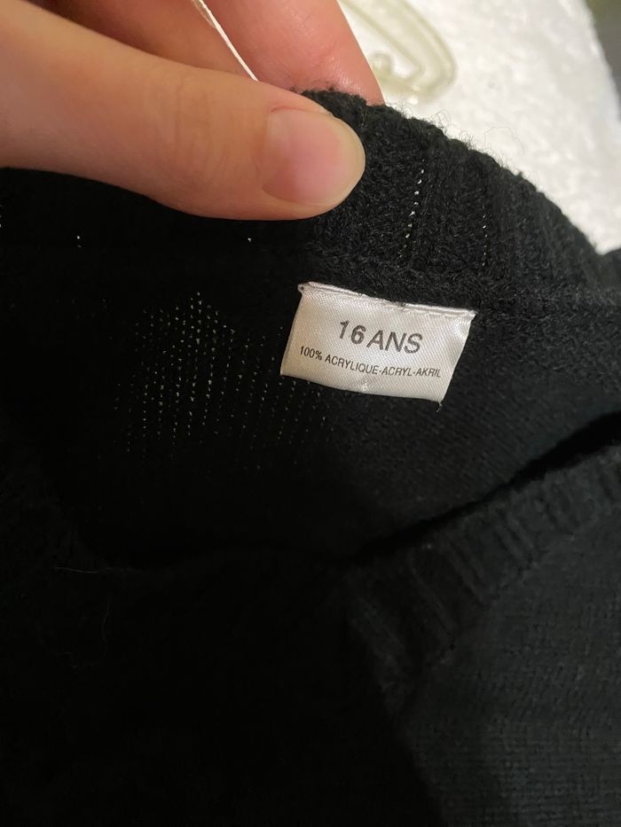 Pull noir taille 16 ans - photo numéro 2
