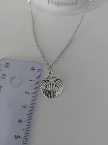 Collier acier inoxydable avec pendentif coquillage