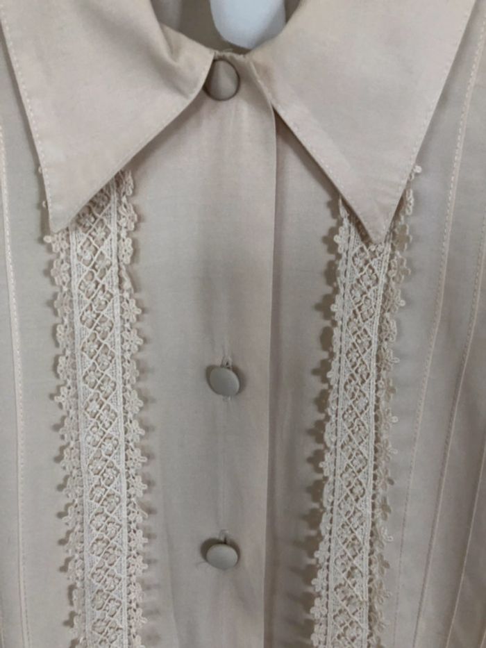 Chemise vintage crème à guipures 48 Damart très bon état - photo numéro 16