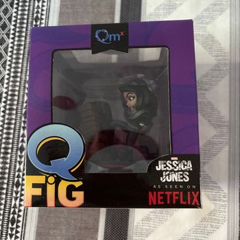 Figurine