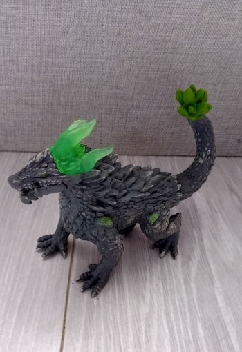 Figurine dragon de pierre Schleich 