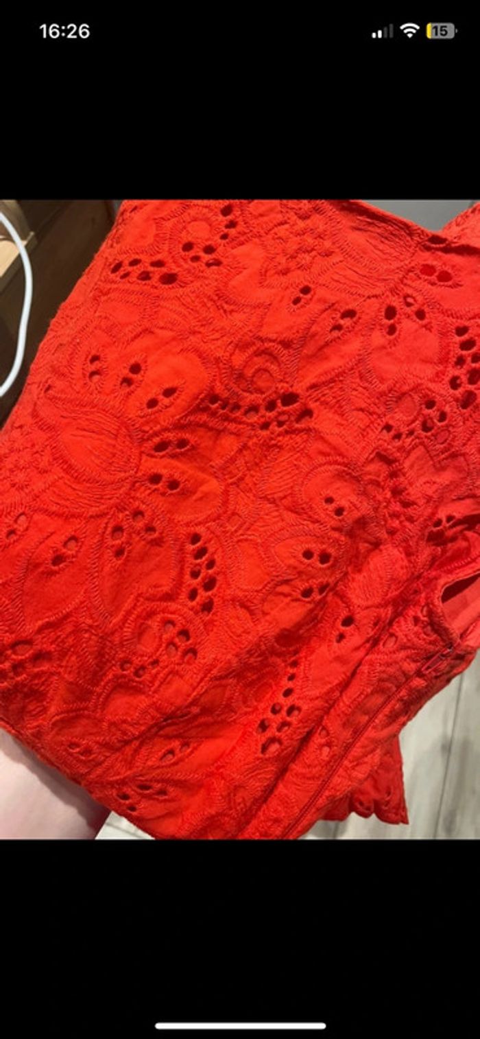 Robe asymétrique broderie anglaise corail/rouge - photo numéro 3