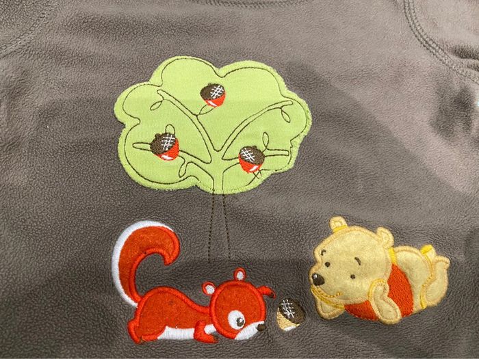 Pull Winnie 6mois - photo numéro 2