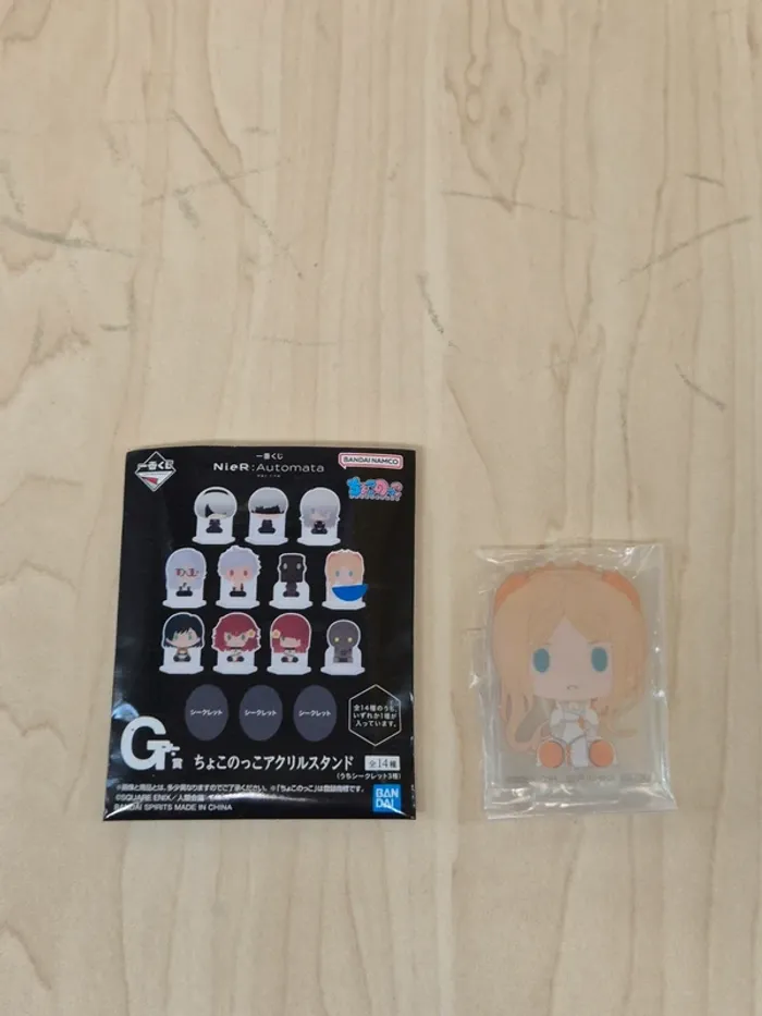 Mini figurine acrylique NieR Automata