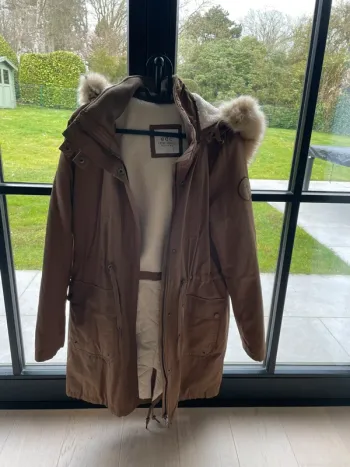 Parka Esprit S neuve