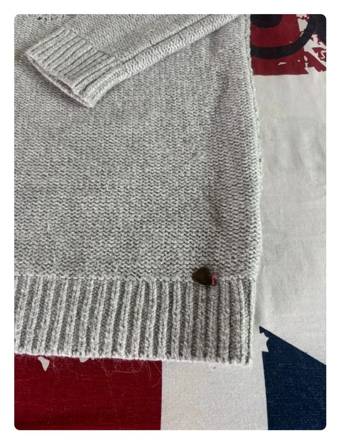 Pull Torsadé Tommy Hilfiger taille L gris motif broderie - photo numéro 7