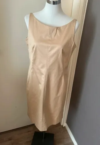 Cyrillus robe coton été beige crème sans manche femme taille 44