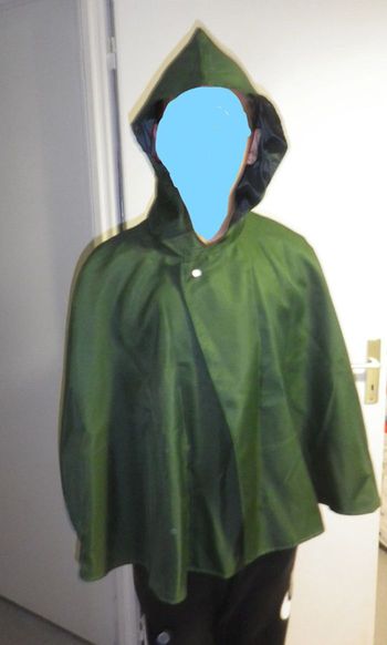 Cape bataillon d exploration attack on titan avec capuche