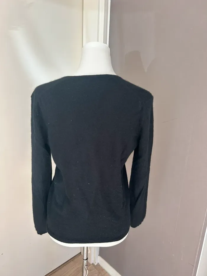 Monoprix, pull noir 100 % cachemire, taille 36/1 - photo numéro 4