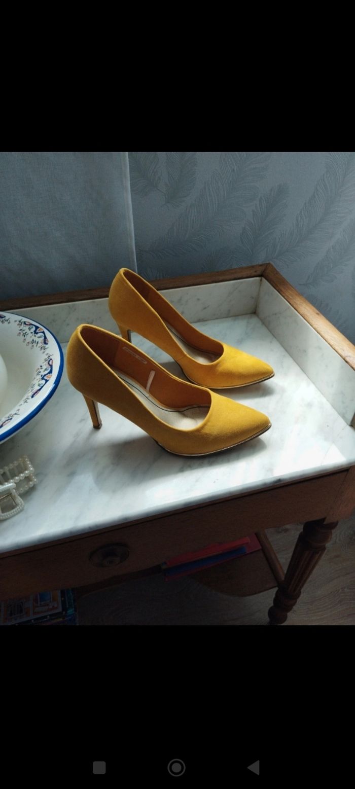 Chaussures a talons - photo numéro 4
