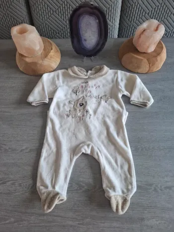 Pyjama velours taille 3 mois