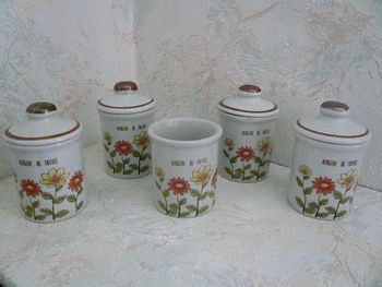 Lot de pots à épices