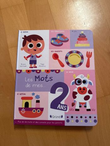 Livre les mots de mes 2 ans