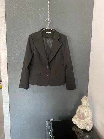 Veste noire 42/44 voir mensurations