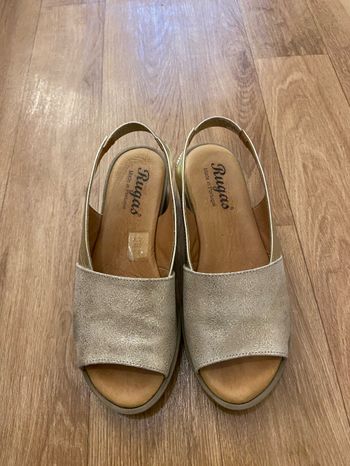 Sandales compensées doré 38