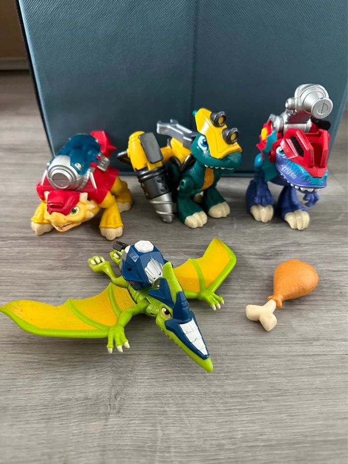 Dino squad patrouille Hasbro