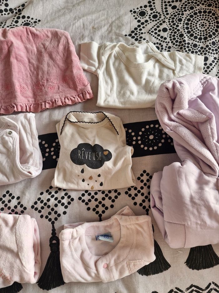 Lot de 7 vêtements - photo numéro 3